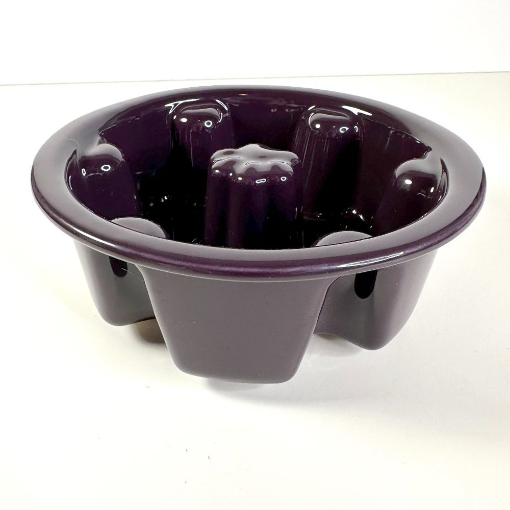Le Tauci Ceramic Deep Purple Dog Dish Slow Feed NWOT